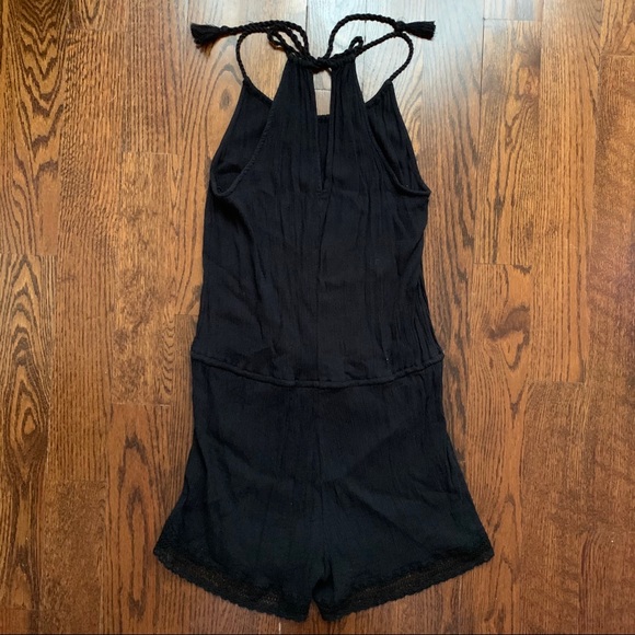 Super Cute Aerie Black Romper - Picture 3 of 3
